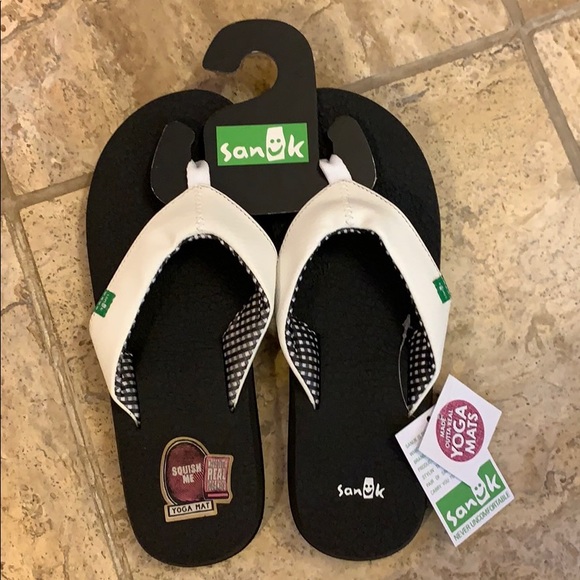 Sanuk Shoes - Sanuk Yoga Mat Flip Flops Sz 7